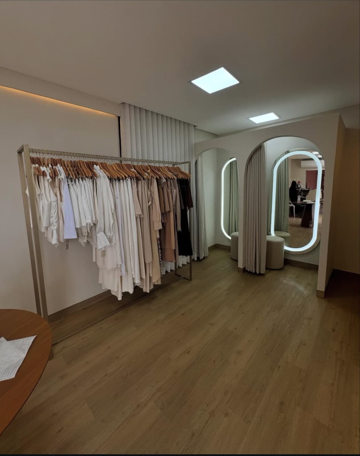 Interior da loja L'AMOUR